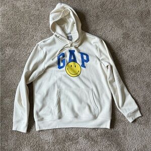 GAP Cream and Blue Sweater with Iconic Design